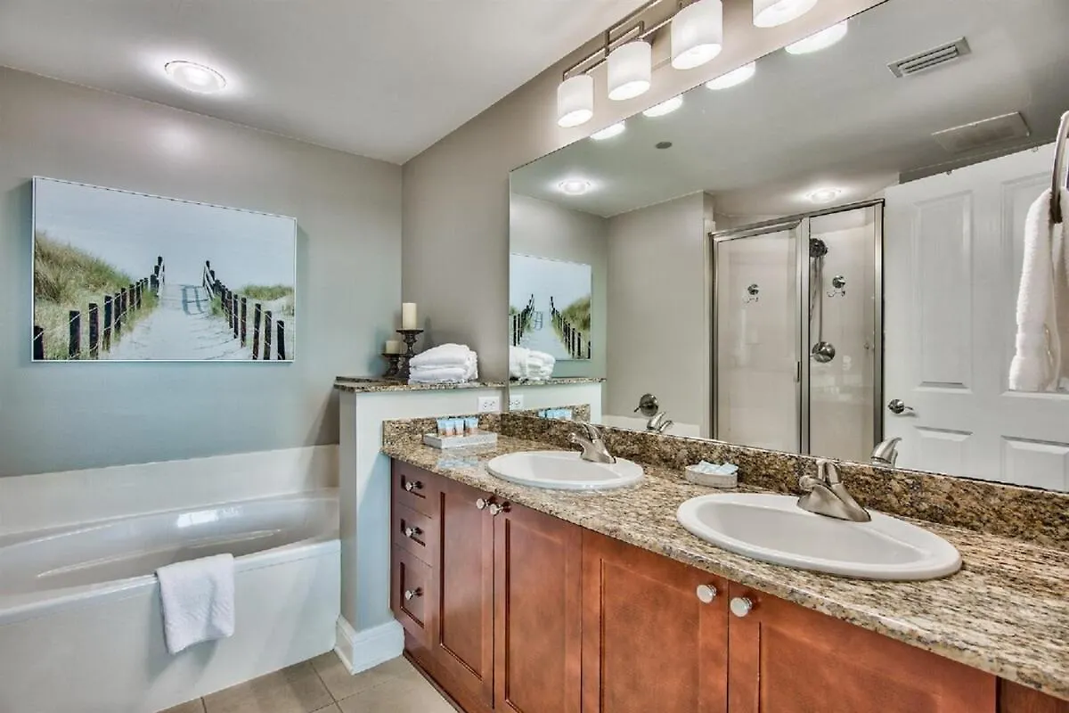 Aqua 1710 Apartment Panama City Beach